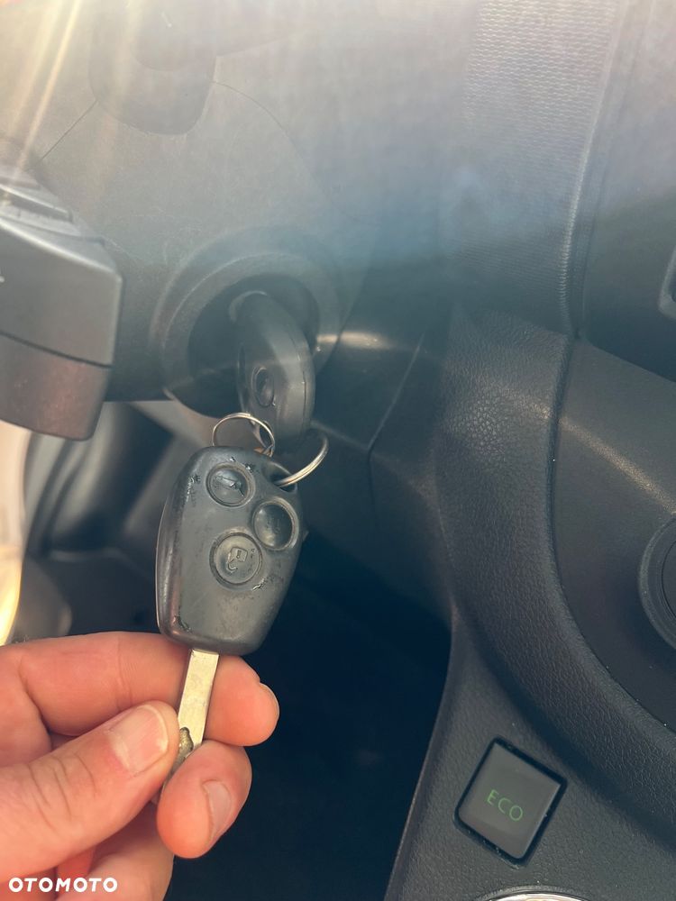 Opel Vivaro - 35