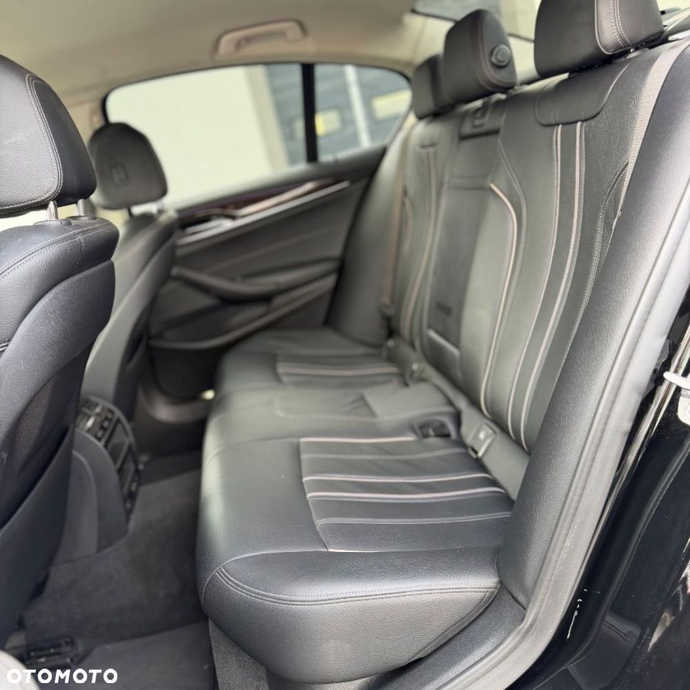 BMW Seria 5 - 22