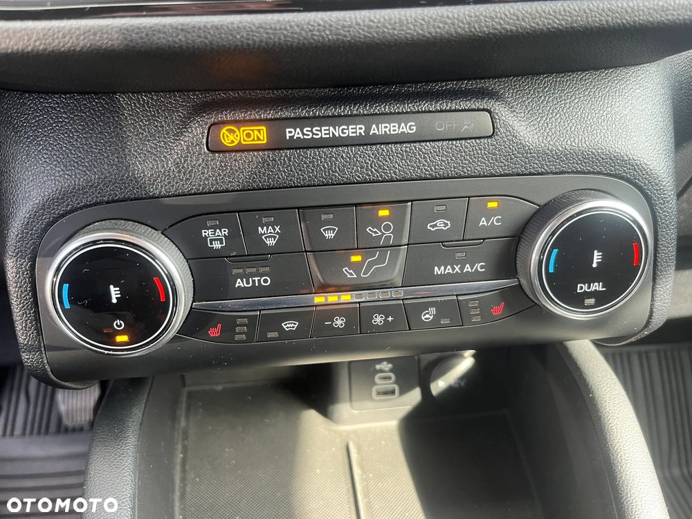 Ford Kuga 1.5 EcoBoost FWD ST-Line - 12