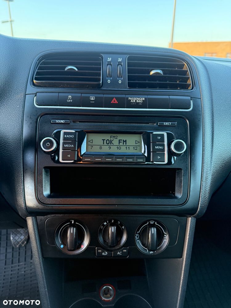 Volkswagen Polo - 12