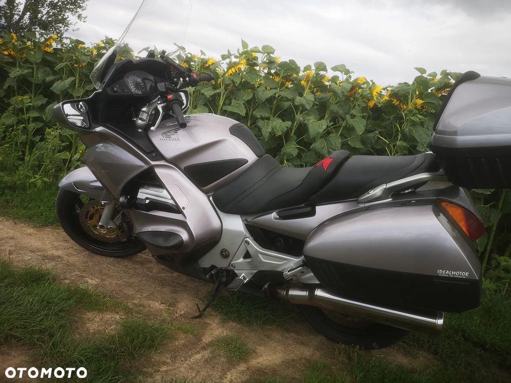Honda ST - 3
