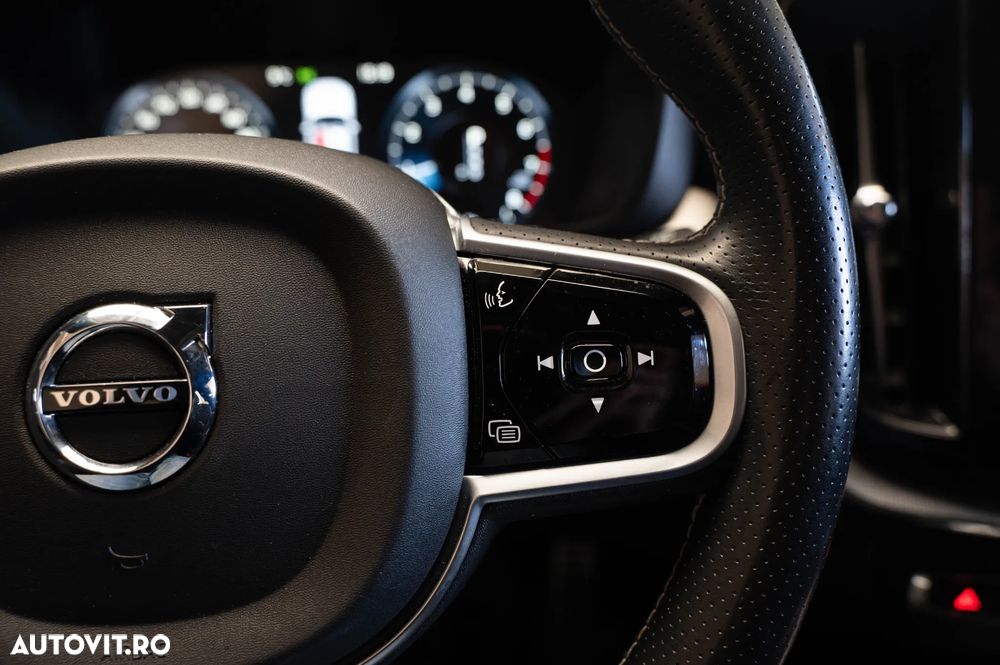 Volvo XC 60 T4 Geartronic RDesign - 18