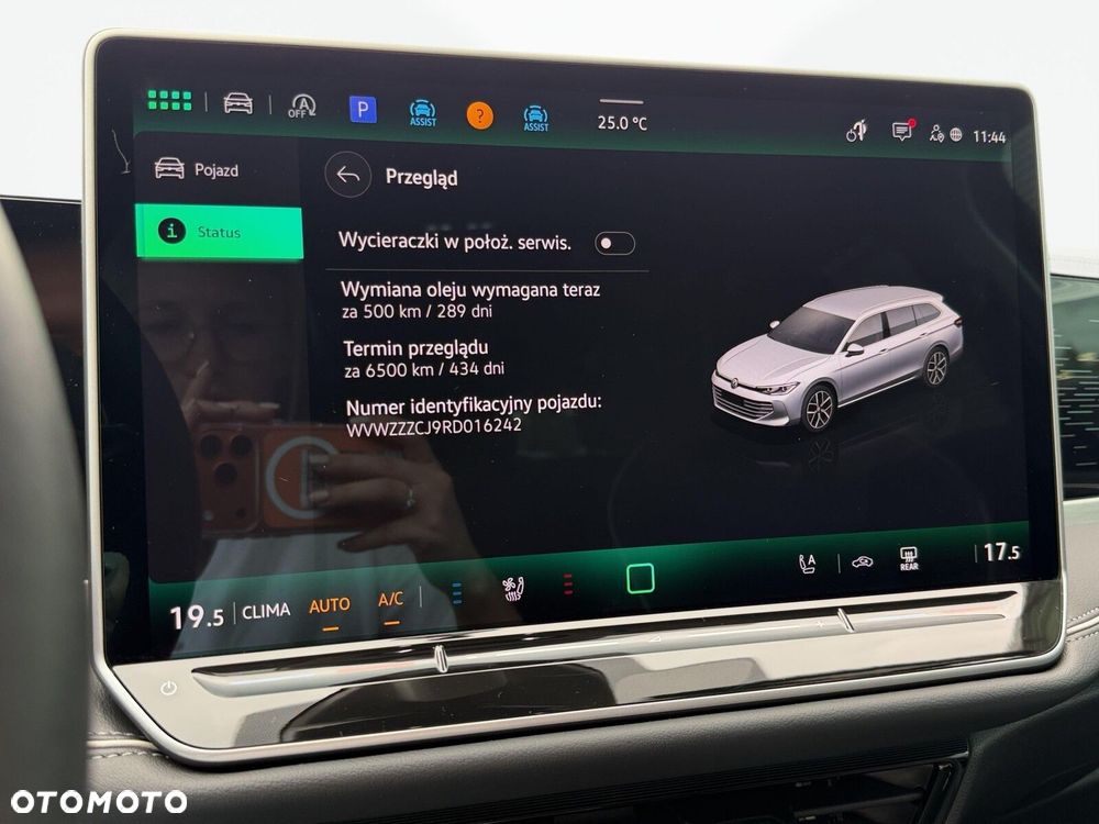 Volkswagen Passat Variant 2.0 TDI EVO Elegance DSG - 23