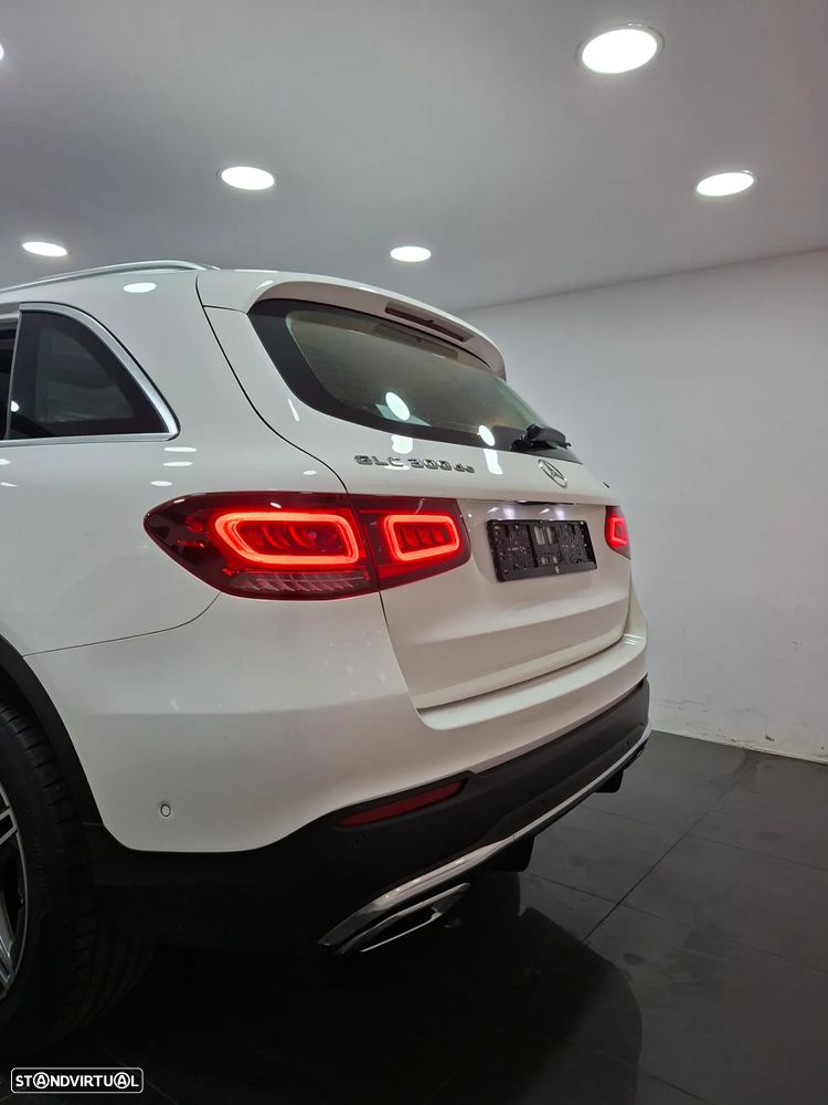 Mercedes-Benz GLC 300 de 4Matic 9G-TRONIC AMG Line - 6