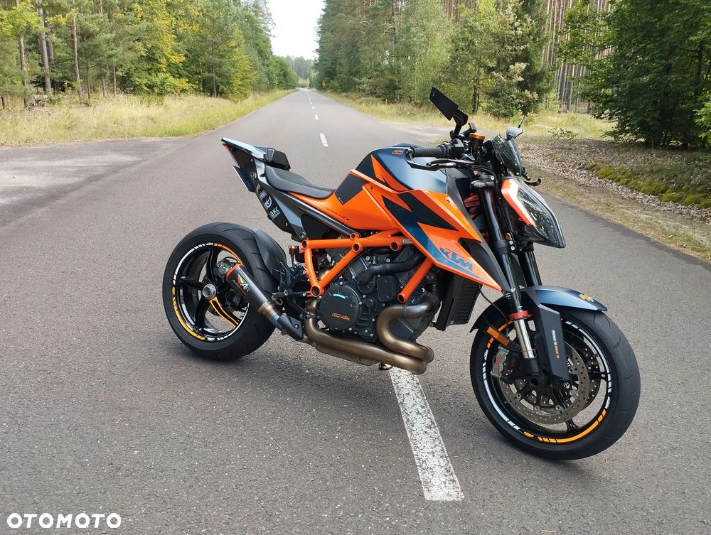 KTM Super Duke - 1