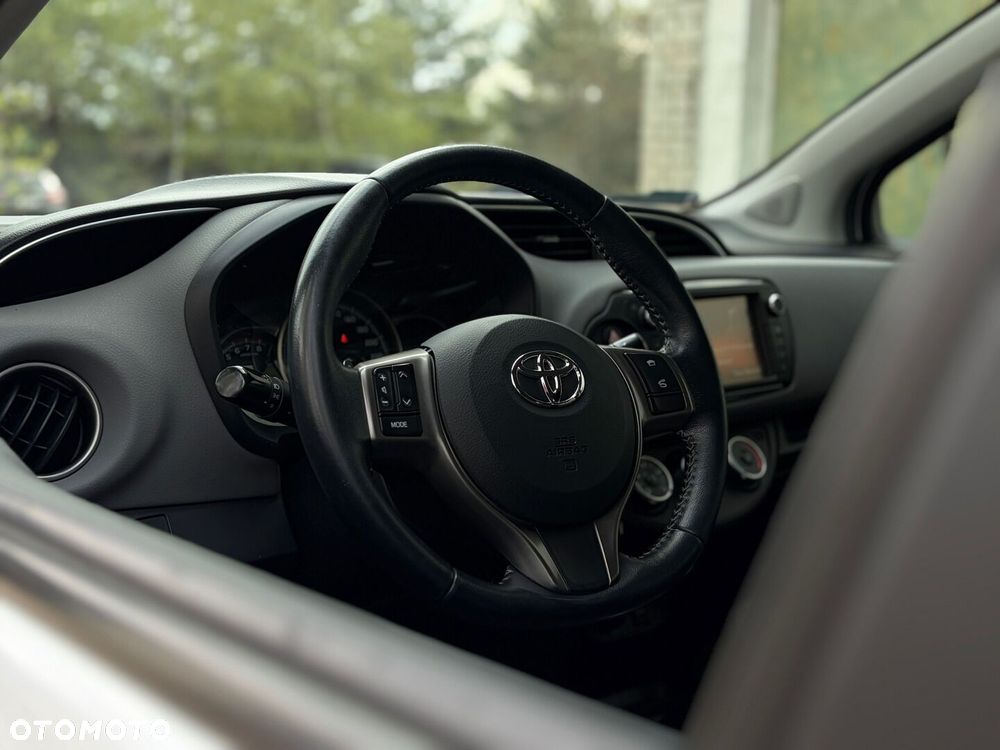 Toyota Yaris 1.33 Premium MS - 18