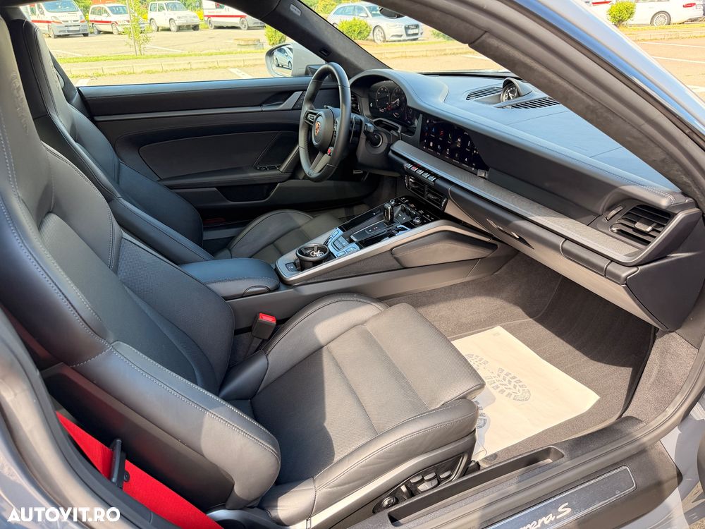 Porsche 911 Carrera S PDK - 9