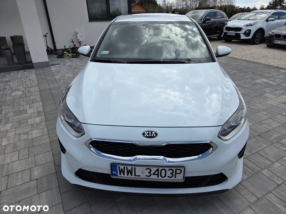 Kia Ceed 1.6 CRDi SCR M - 3