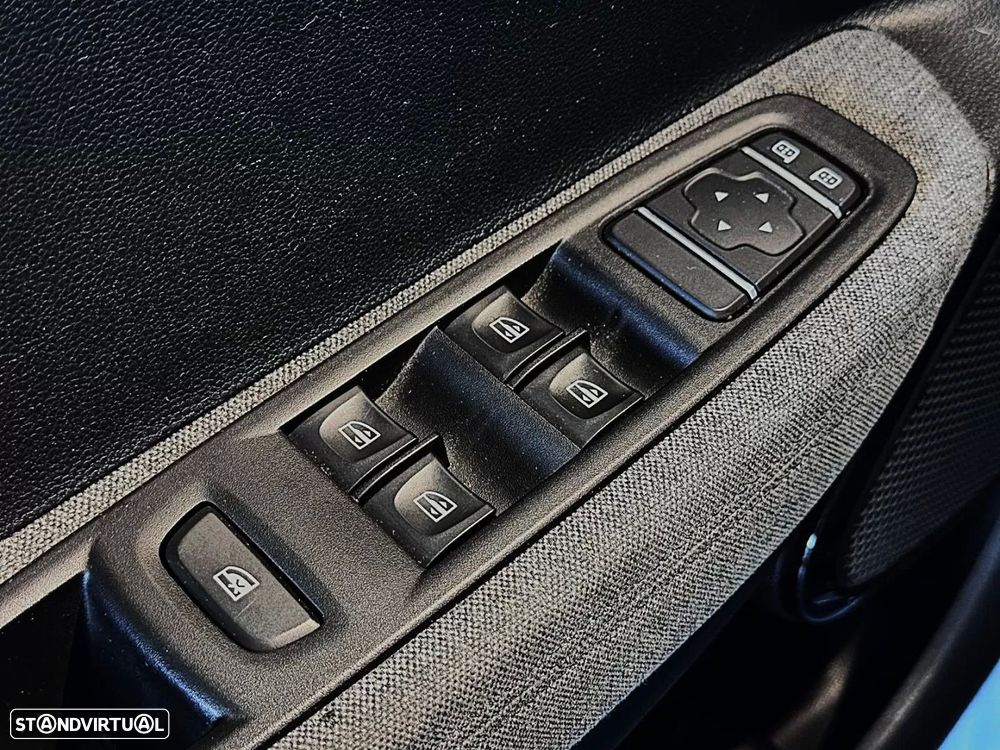 Renault Zoe (c/ Bateria) Intens 50 - 17