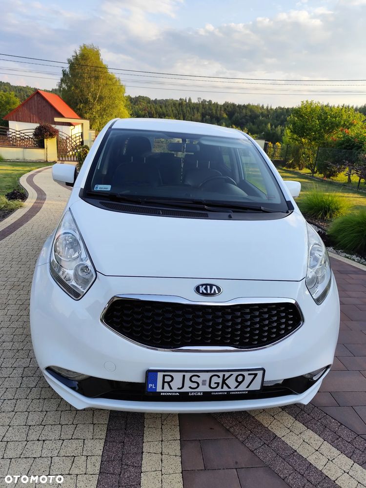 Kia Venga 2015 photo 3