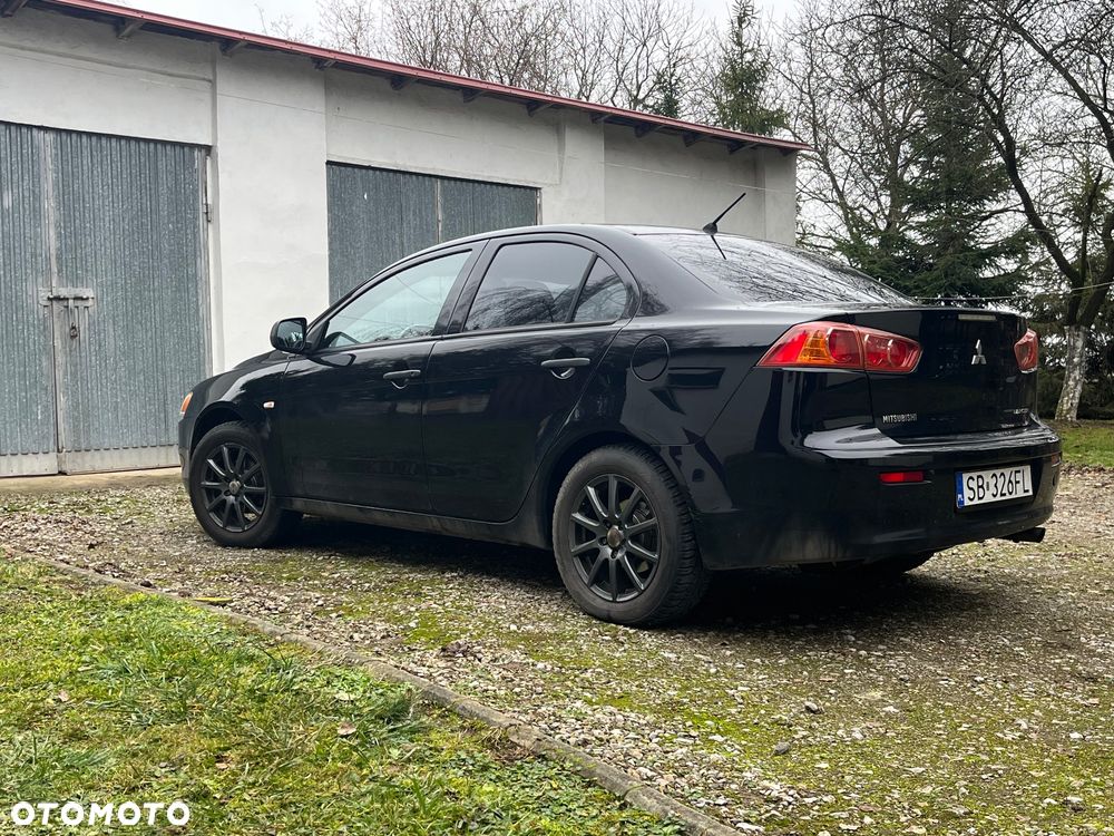 Mitsubishi Lancer 1.5 Inform - 6