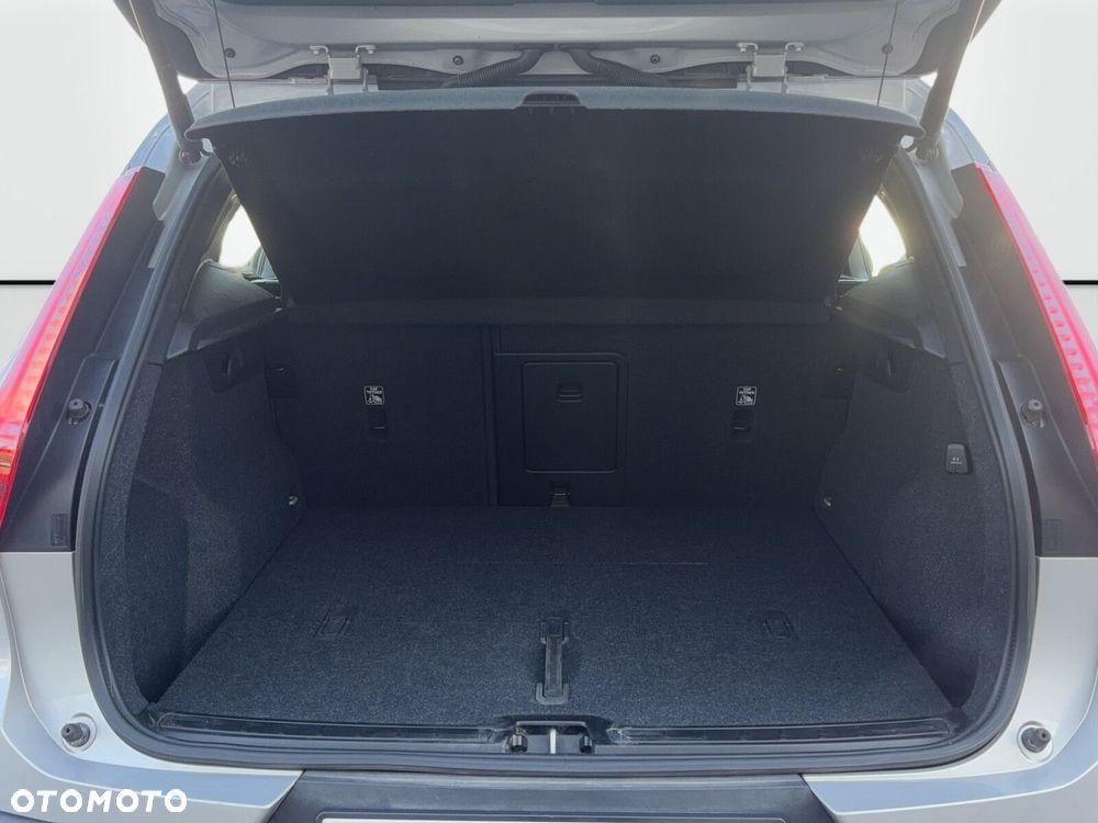 Volvo XC 40 - 21