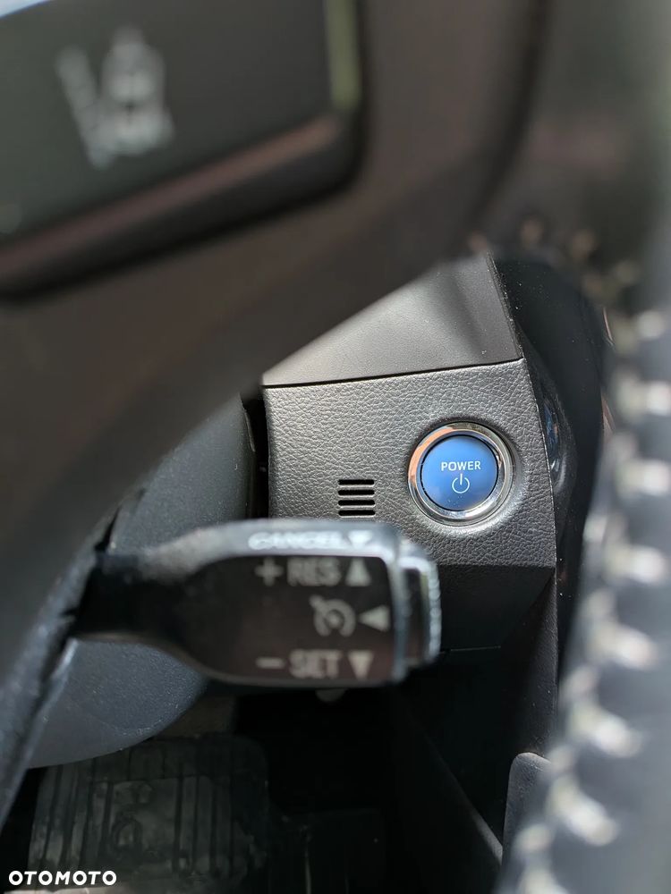 Toyota Auris Hybrid 135 Premium - 22