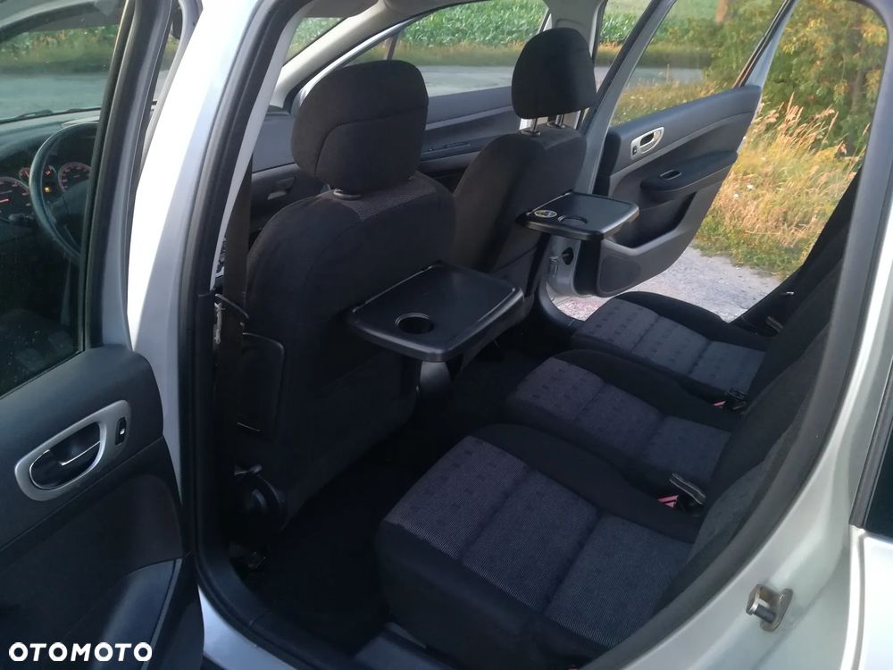 Peugeot 307 HDi 110 Premium - 10