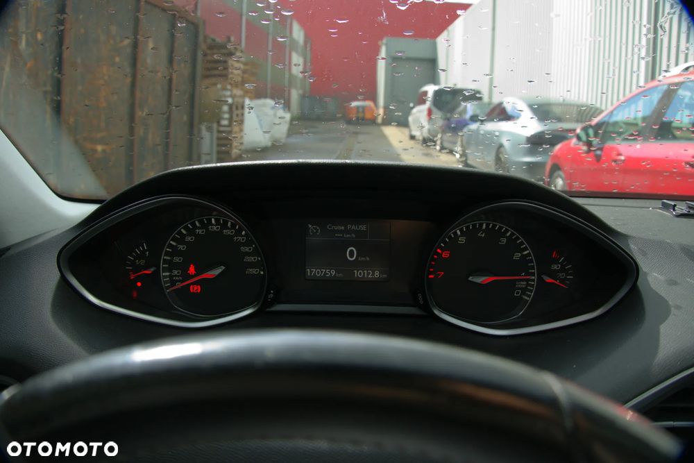 Peugeot 308 1.6 THP Allure - 12