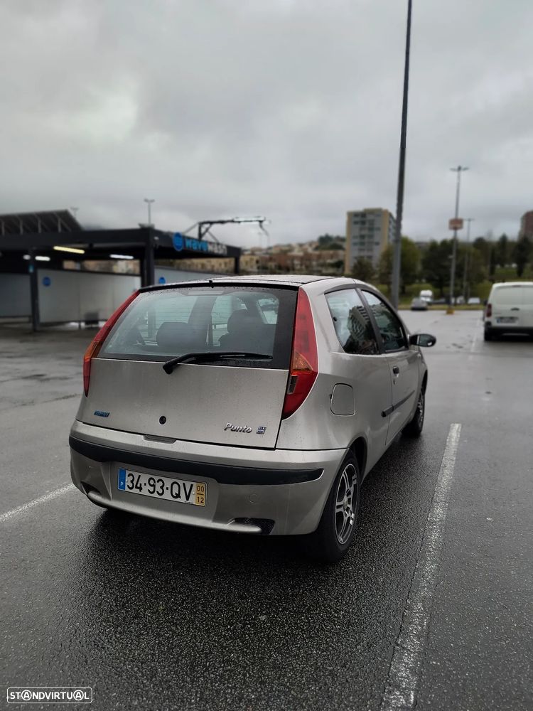 Fiat Punto 1.2 16V ELX - 4