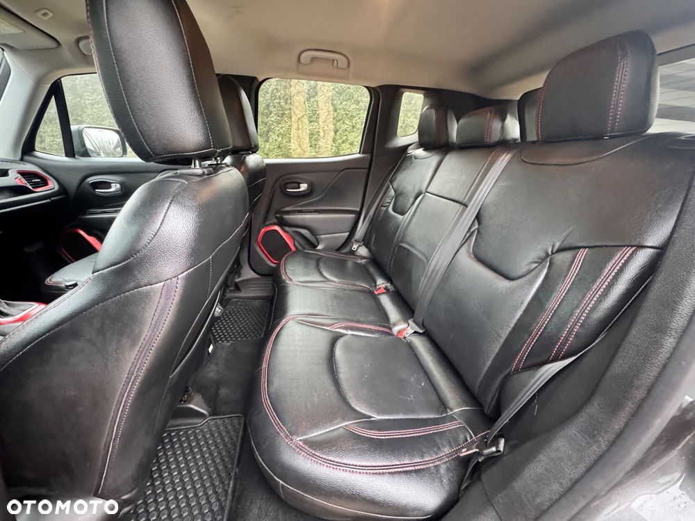 Jeep Renegade 1.3 GSE T4 Turbo Limited 4x4 S&S - 18