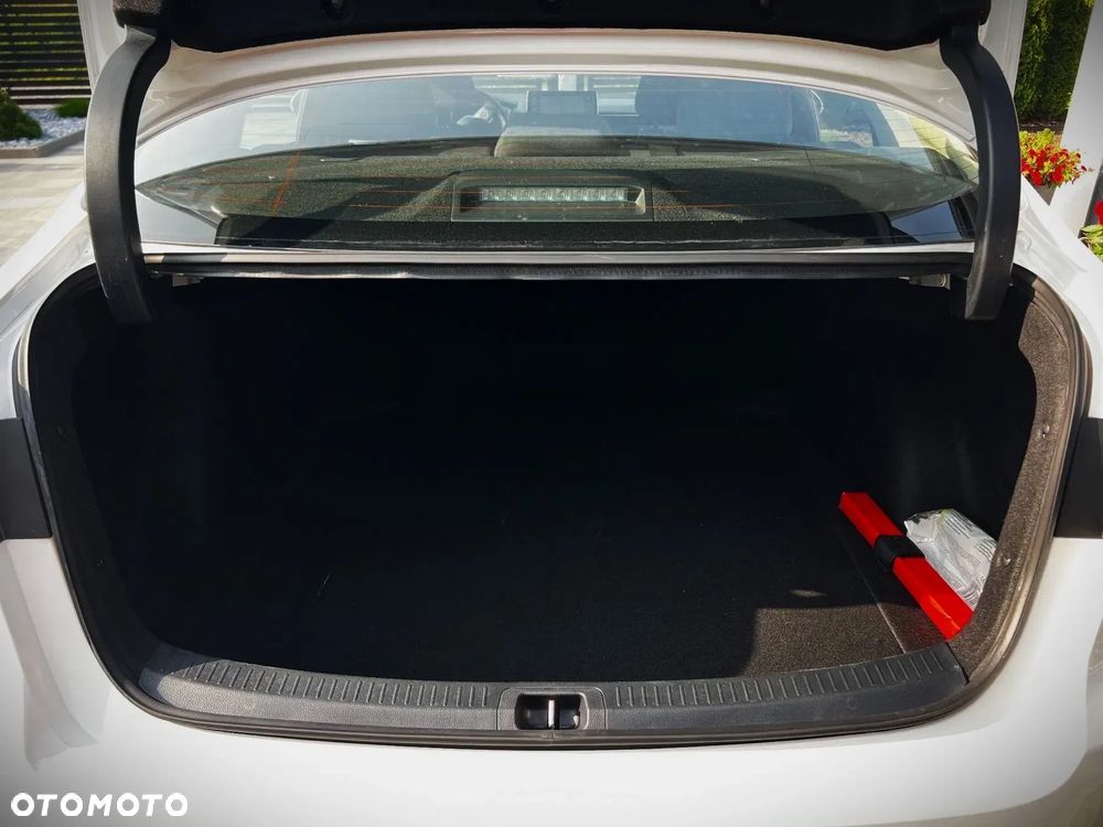 Toyota Corolla 1.8 Hybrid GPF Comfort - 34