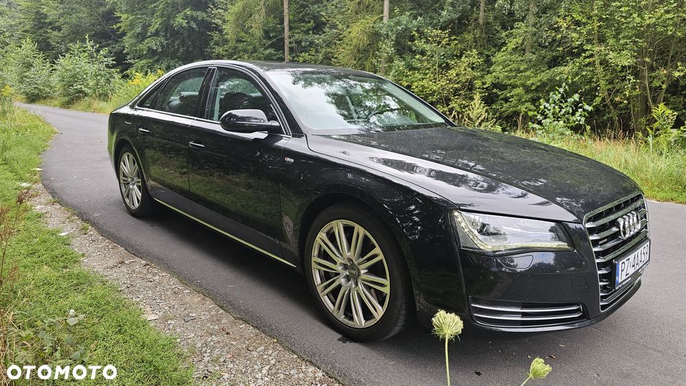 Audi A8 - 4