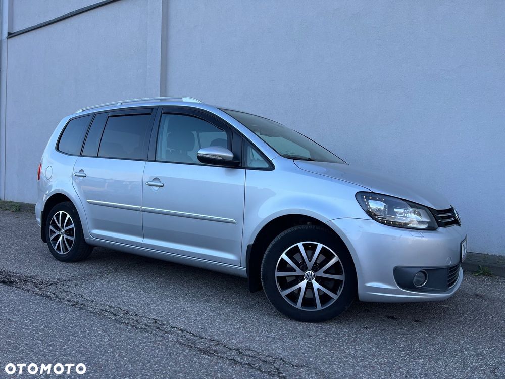 Volkswagen Touran 2.0 TDI DPF Highline DSG - 15