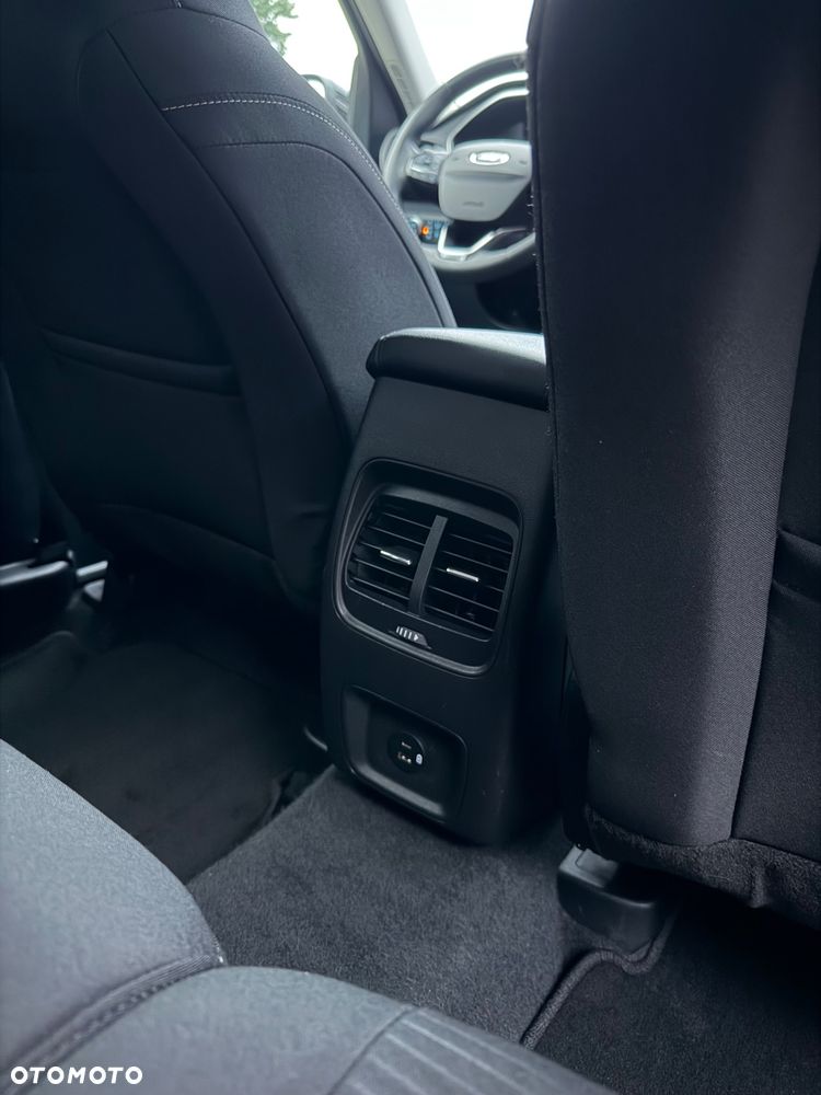 Ford Kuga - 29