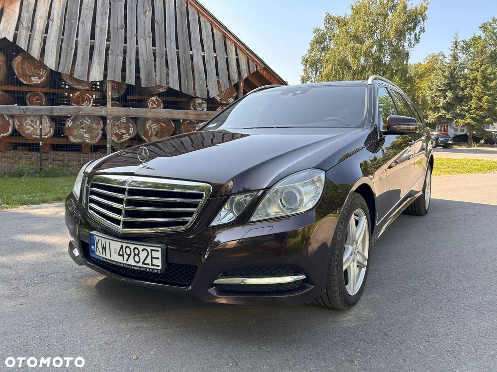 Mercedes-Benz Klasa E 350 CDI 4-Matic BlueEff - 1