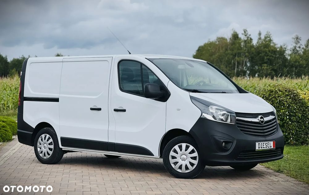 Opel Vivaro - 11