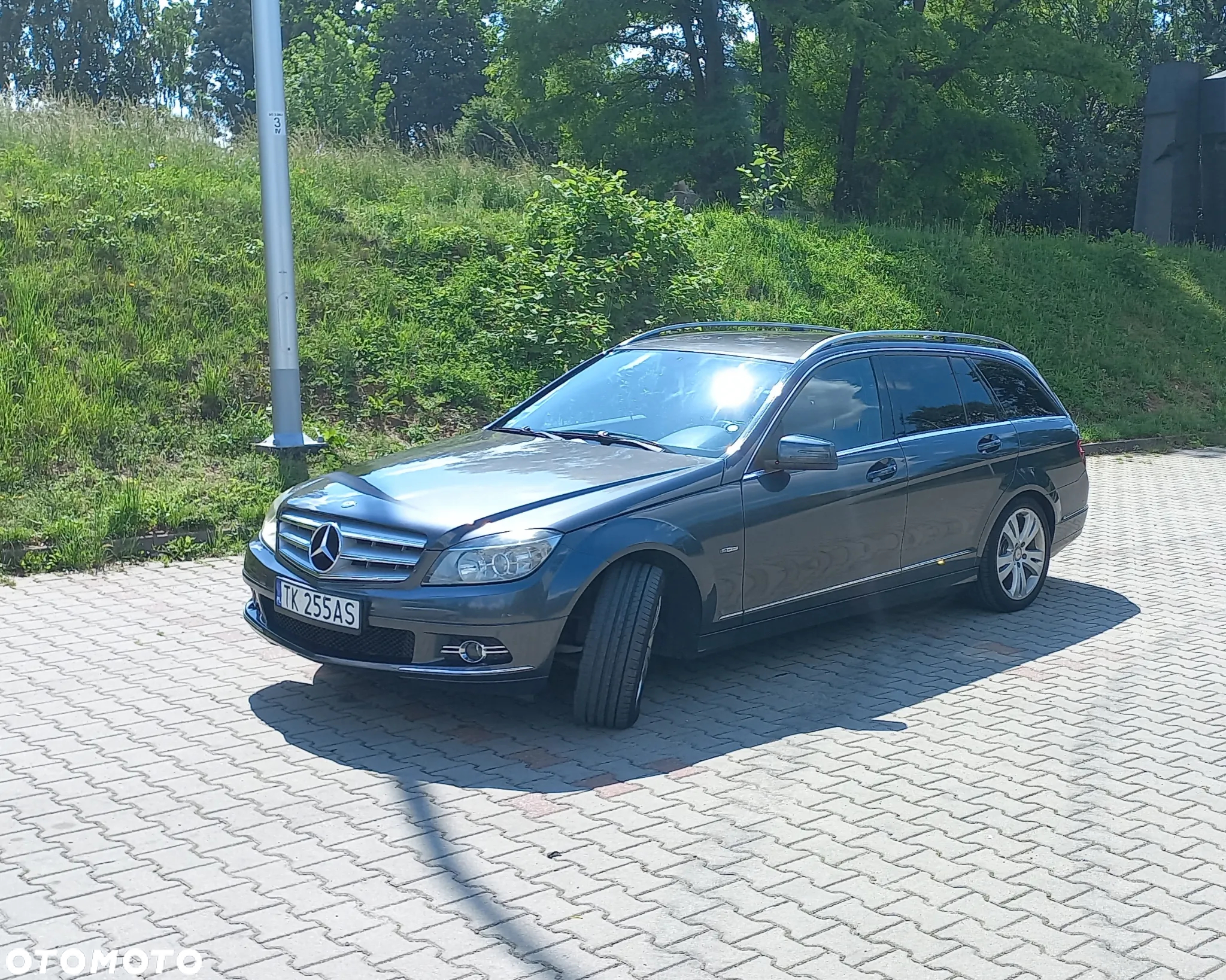 Mercedes-Benz Klasa C 180 K BlueEff Avantgarde - 2