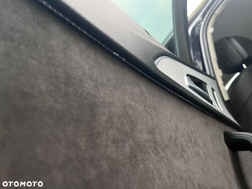 Audi A6 Avant 2.0 TDI Ultra S tronic - 32