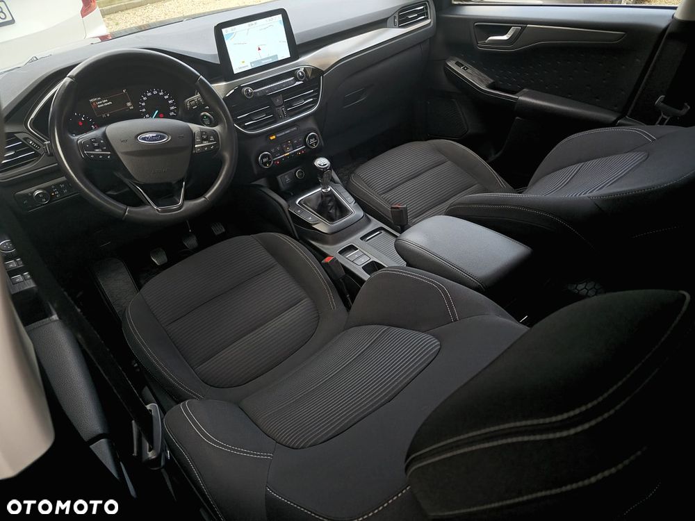 Ford Kuga 1.5 TDCi 2x4 Titanium - 10