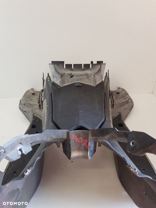 Malaguti Madison 125 2006 Podłoga Podest Tunel Klapka - 14