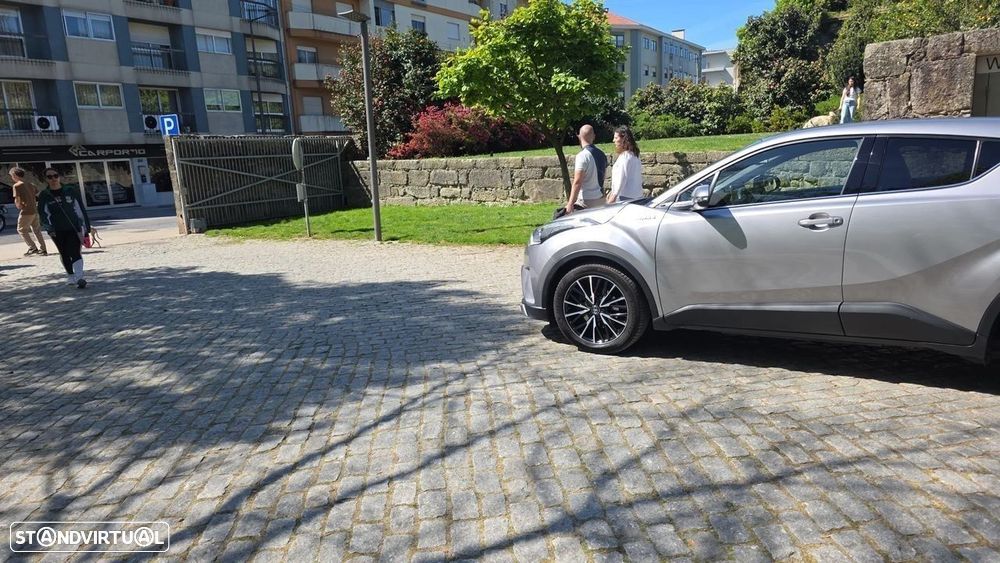 Toyota C-HR 1.8 HSD Exclusive+P.Luxury - 2