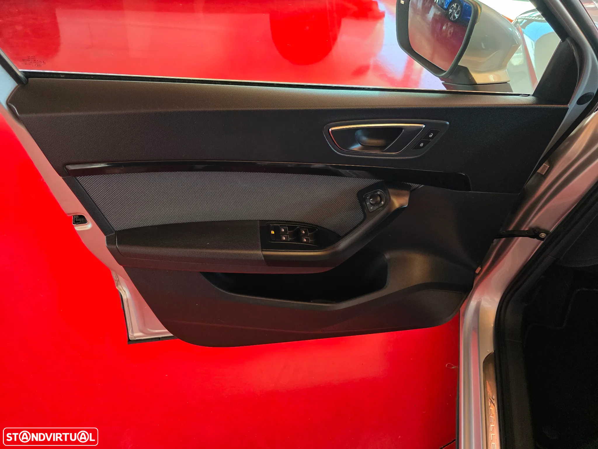 SEAT Ateca 2.0 TDI 4Drive DSG FR BLACK EDITION - 11