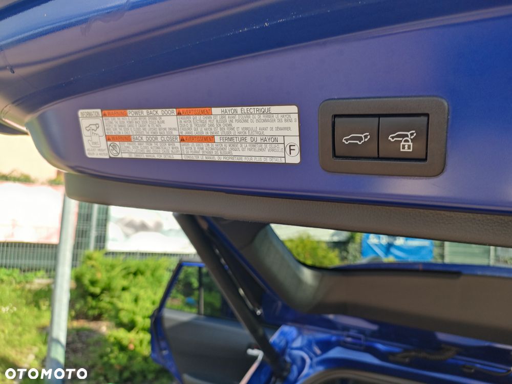 Toyota Corolla Cross 2.0 Hybrid Comfort - 32