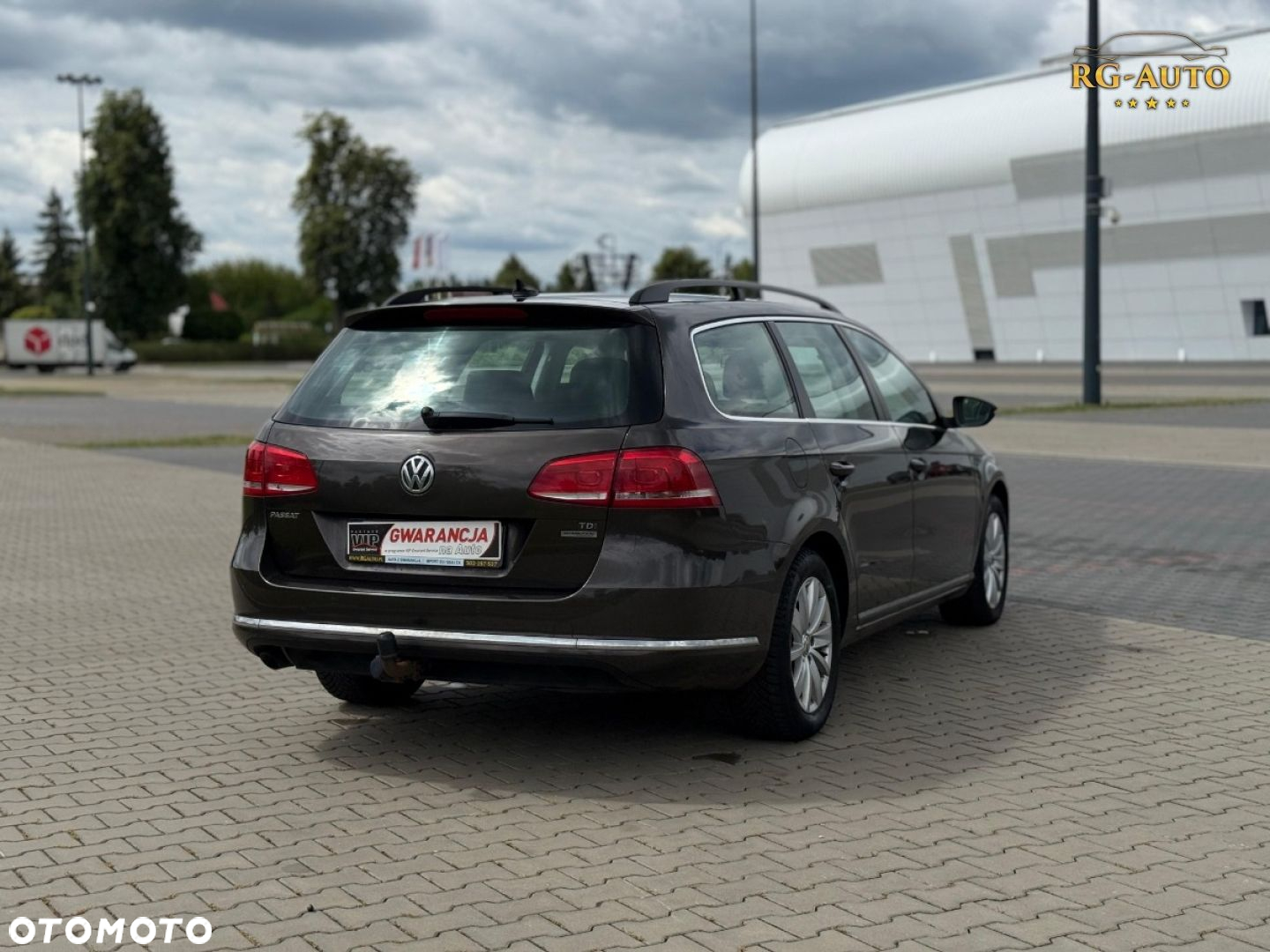 Volkswagen Passat - 10