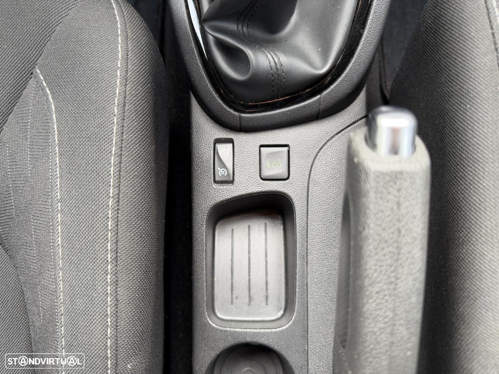 Renault Clio 0.9 TCe Limited - 28