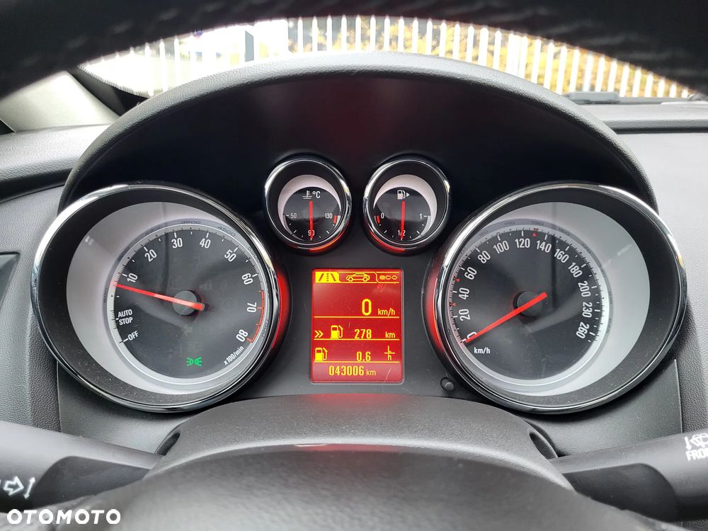 Opel Astra IV GTC 1.6 T SIDI Sport S&S EU6 - 20