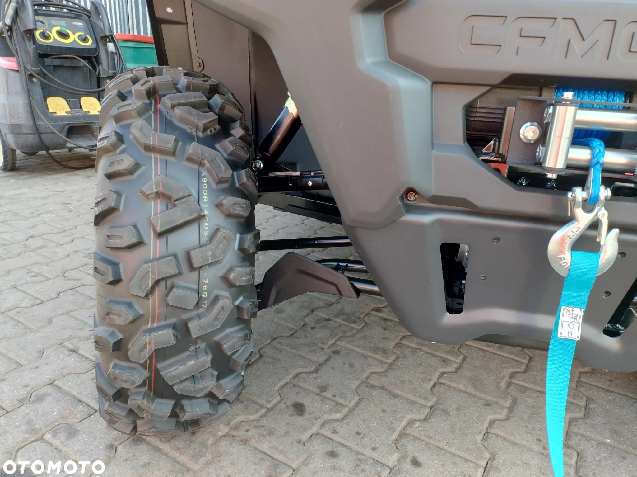 CFMoto UForce - 11
