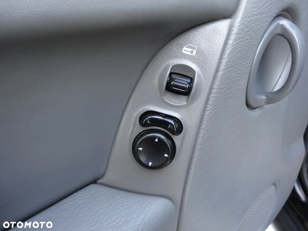 Jeep Cherokee 2.8 CRD Renegade - 29