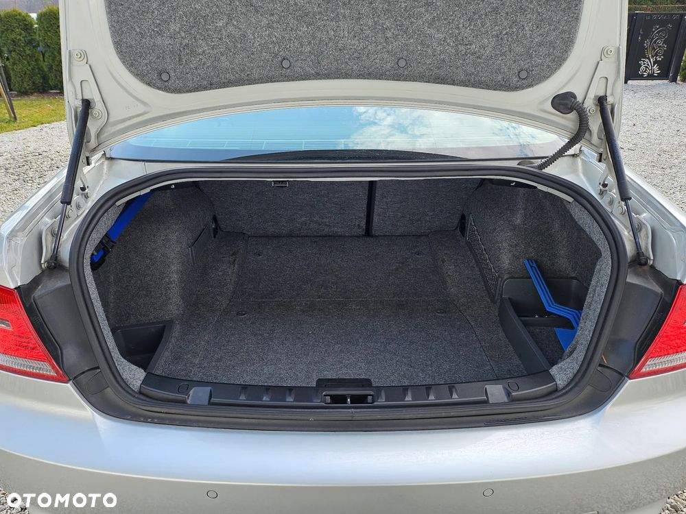 BMW Seria 3 320i Edition Exclusive - 20