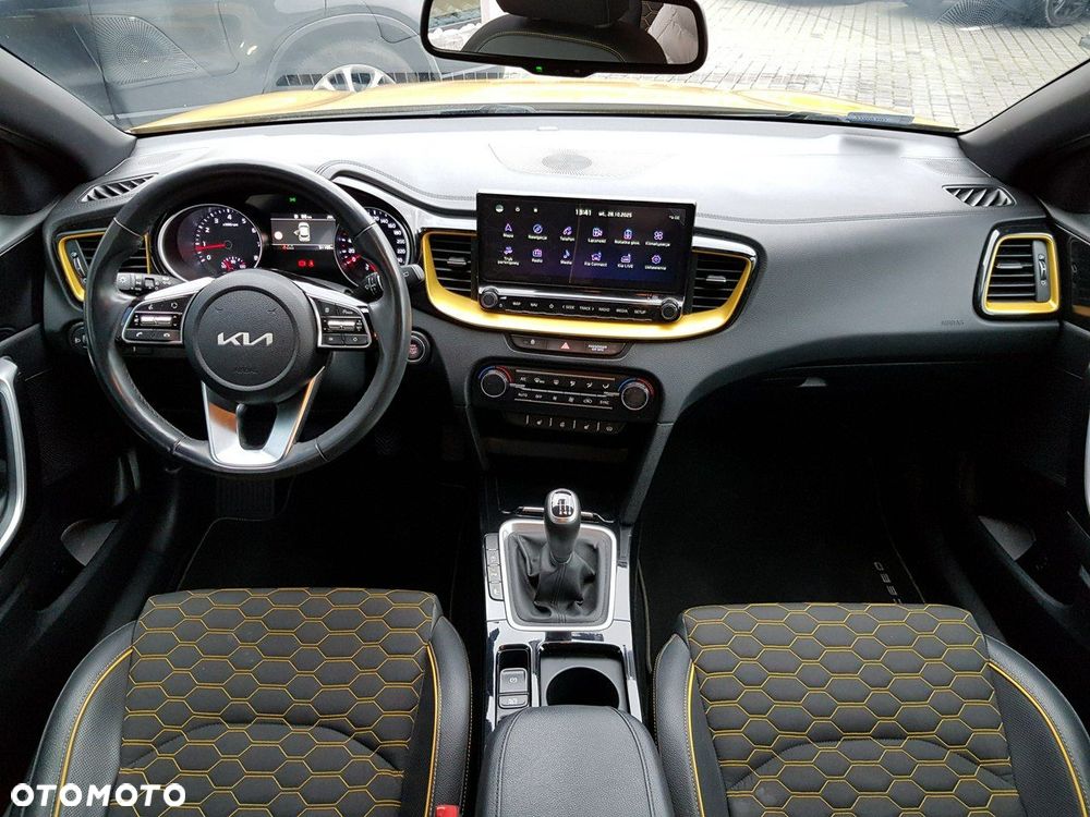 Kia XCeed 1.5 T-GDI L Business Line - 21