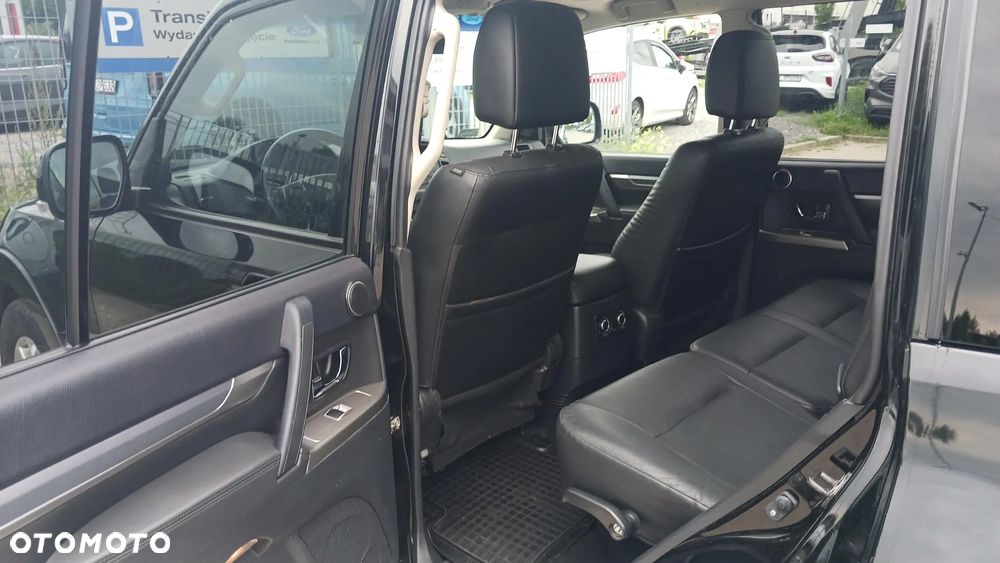 Mitsubishi Pajero 3.2 DID Intense - 24
