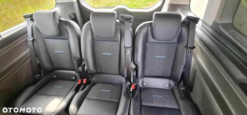 Ford Tourneo Custom 320 L2H1 VA Autm Active - 19