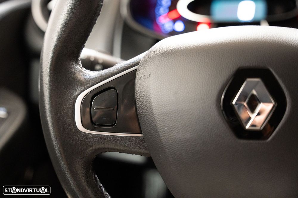 Renault Clio 0.9 TCe Limited - 16
