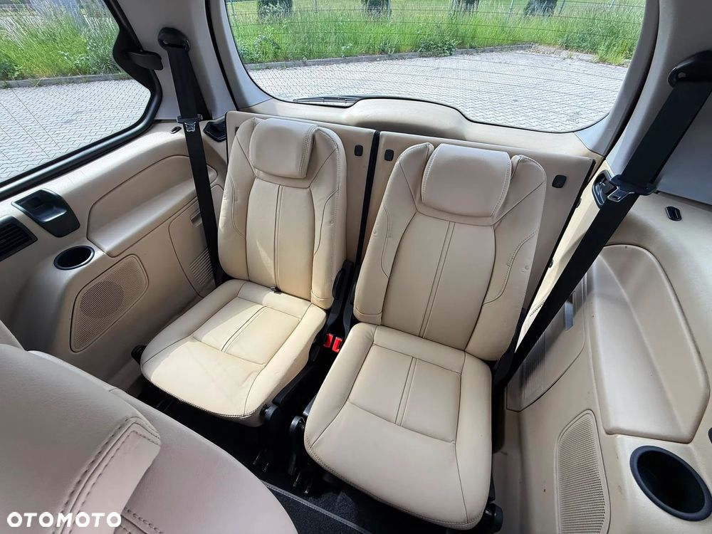 Ford Galaxy 2.0 TDCi Titanium - 22