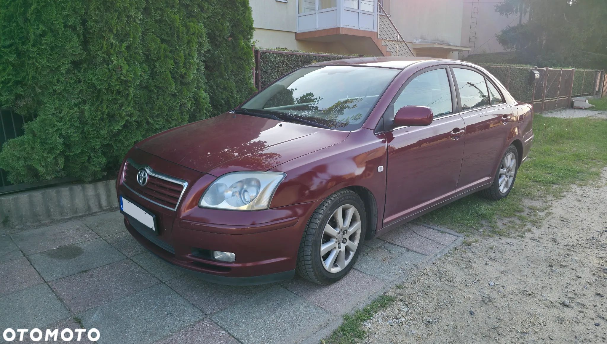 Toyota Avensis - 1