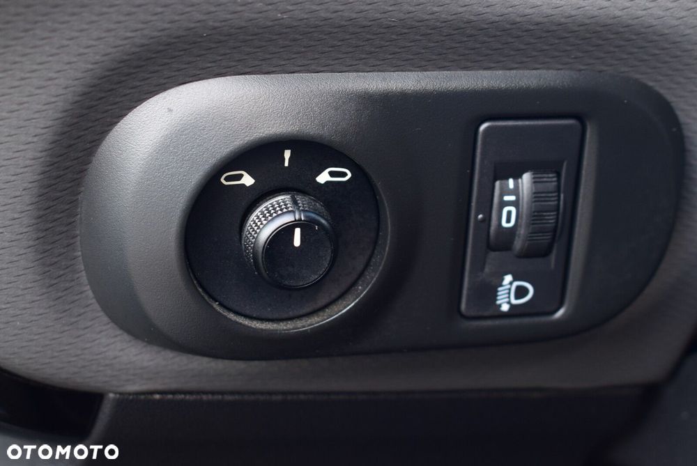 Citroën C4 Cactus - 25