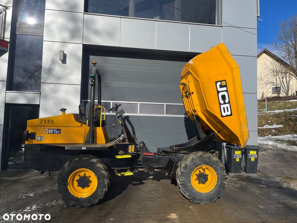 JCB 6TST - 1