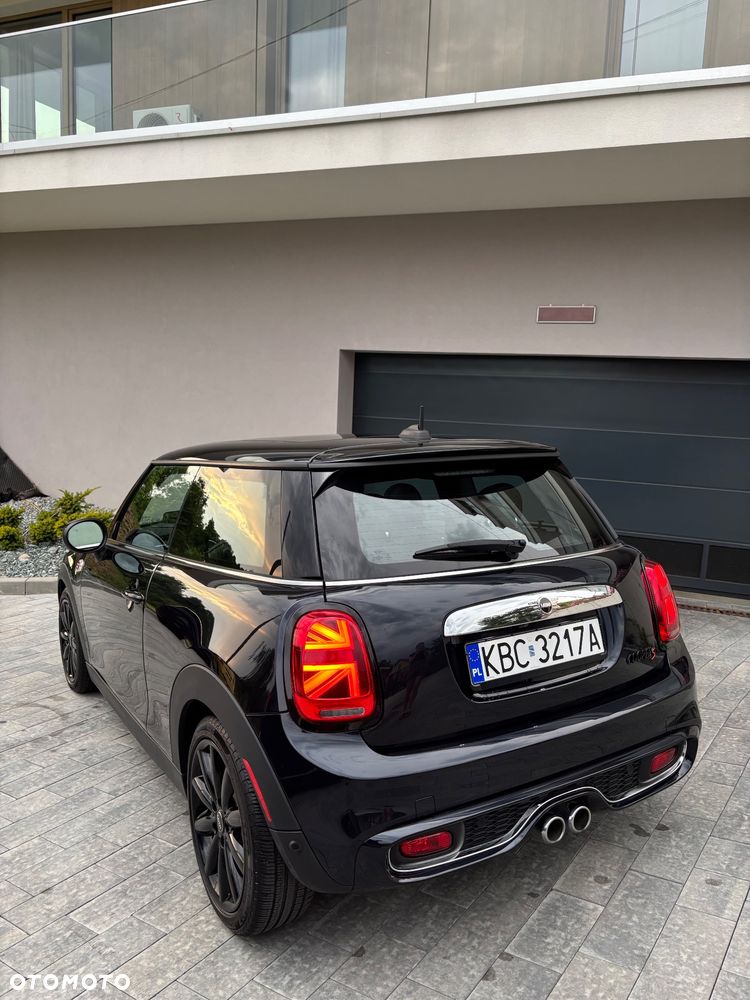 MINI Cooper S Sidewalk Trim - 4