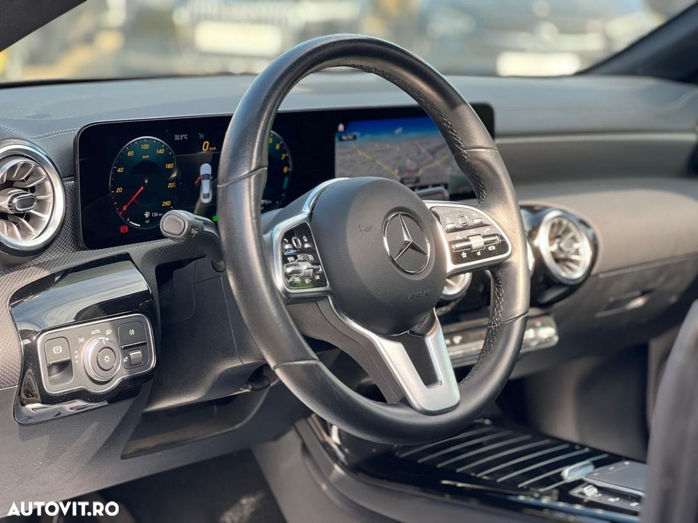 Mercedes-Benz CLA 250 e Coupe - 10